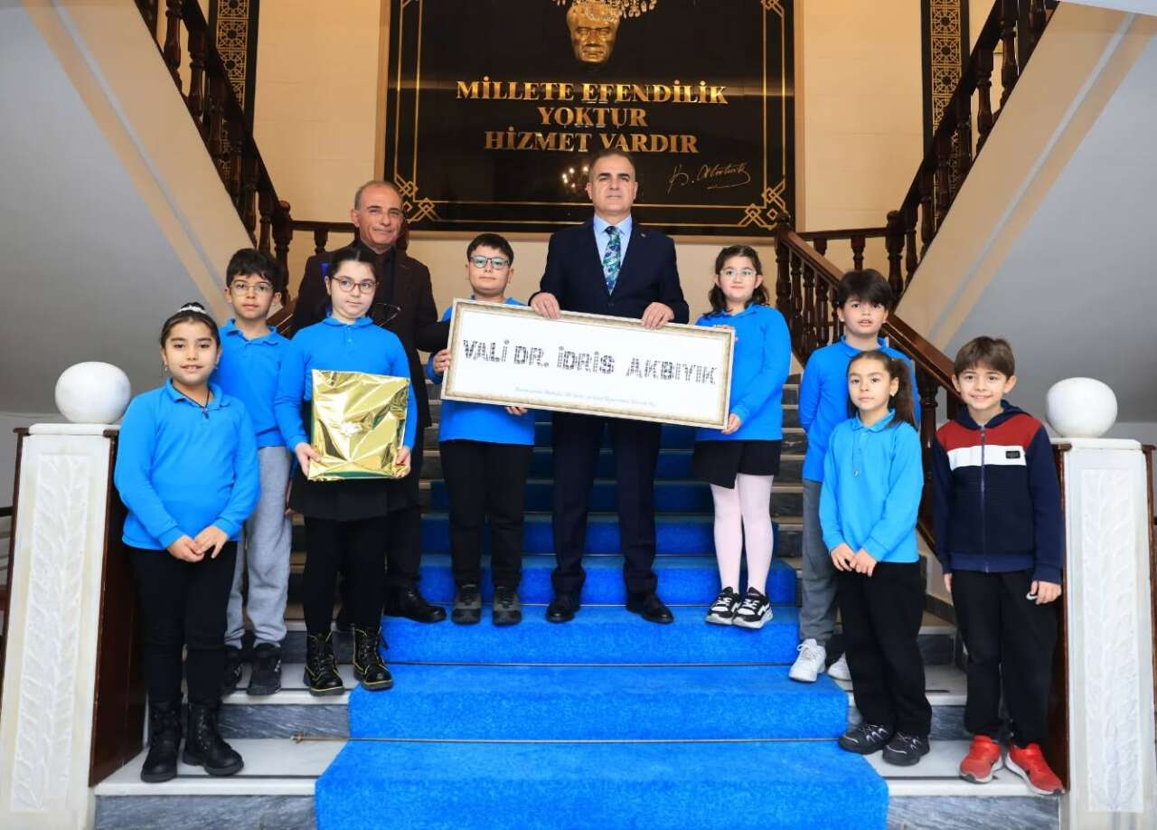 Vali Akbıyık, Dumlupınar İlkokulu Öğrencileriyle Buluştu 1